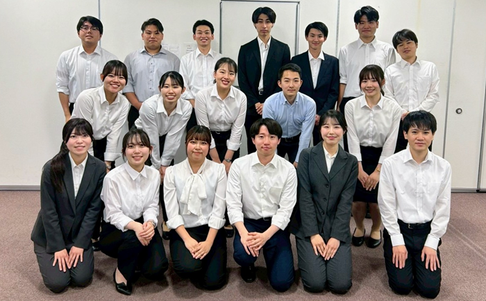 先輩社員の声
